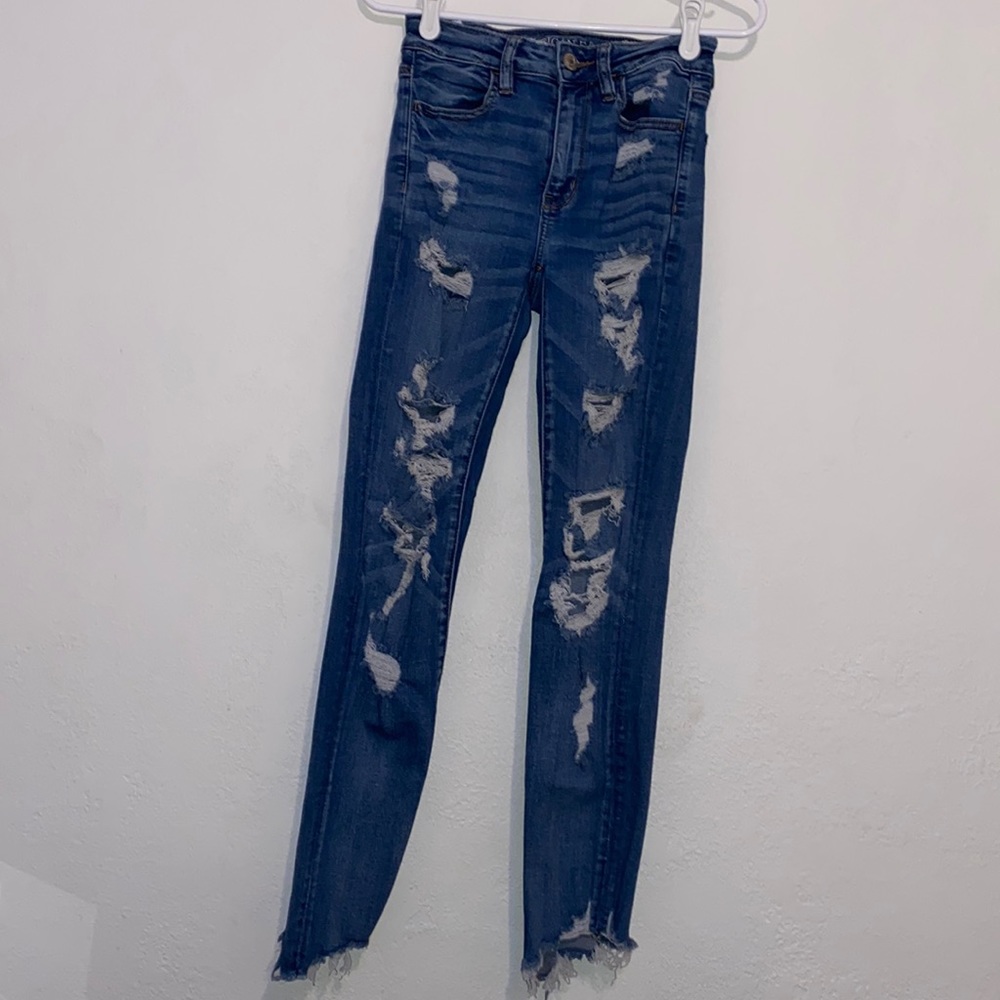 blue ripped skinny jeans
